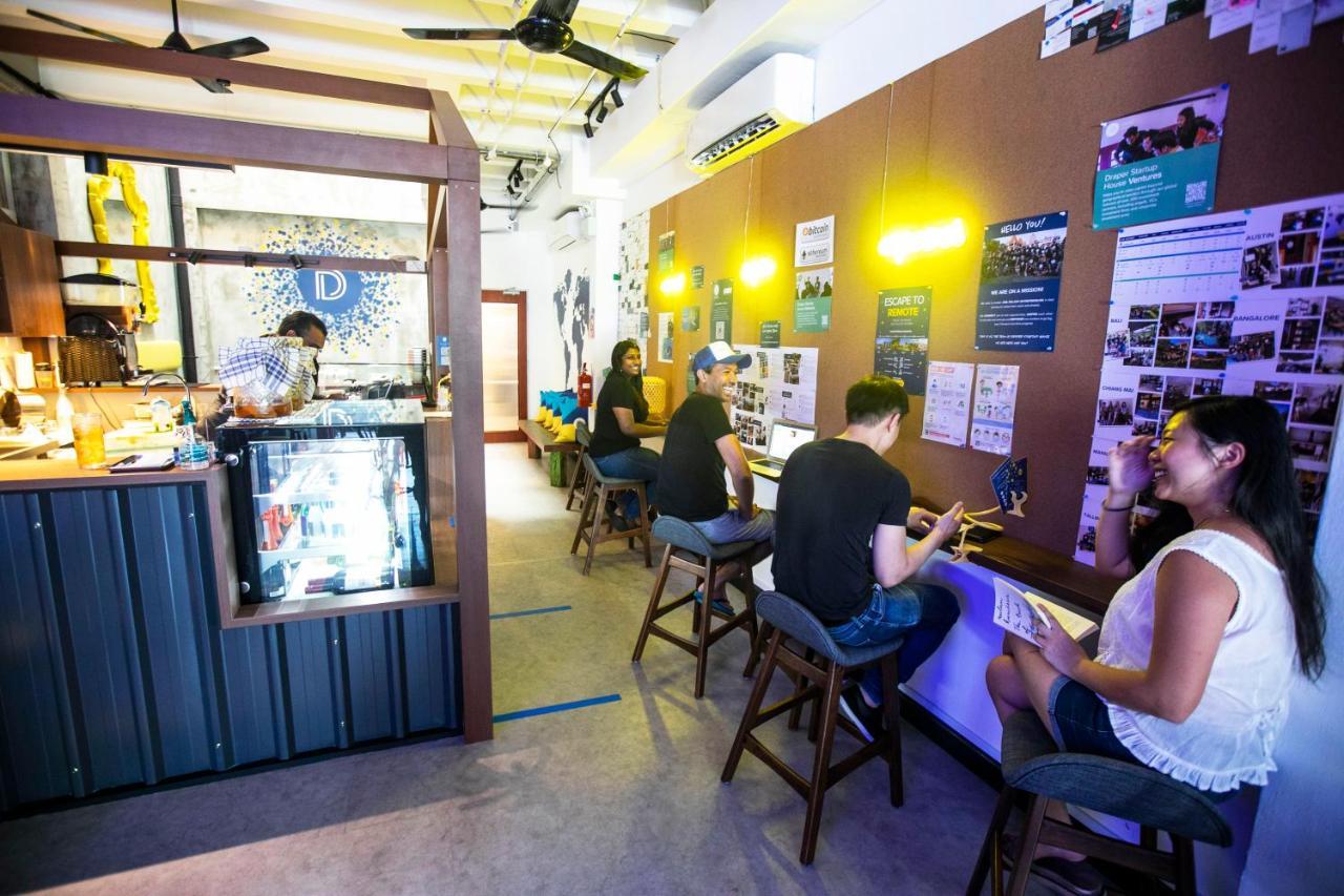 Draper Startup House For Entrepreneurs Capsulehotel *