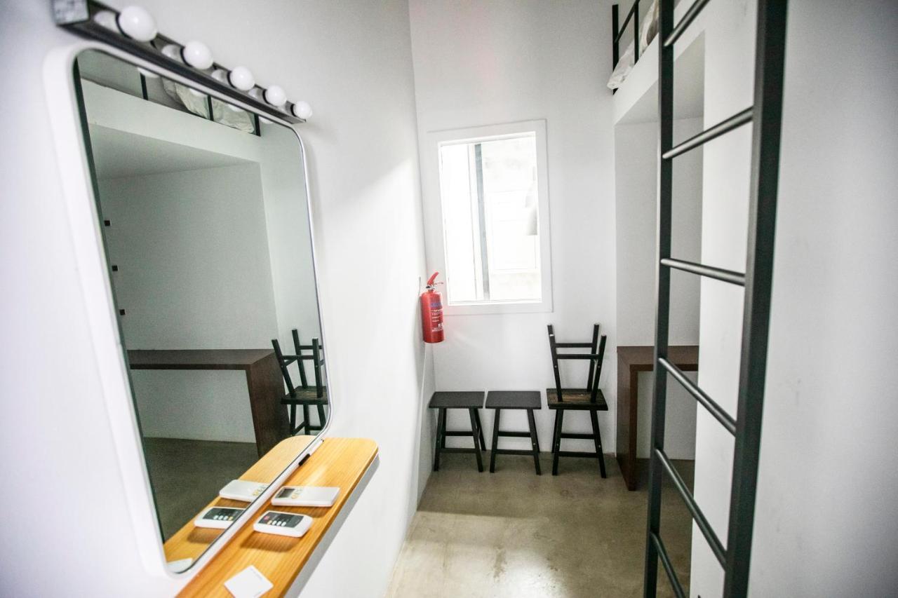 Capsulehotel Draper Startup House For Entrepreneurs *