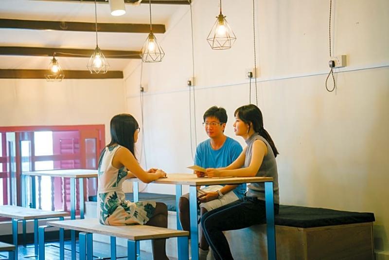 Draper Startup House For Entrepreneurs Singapura