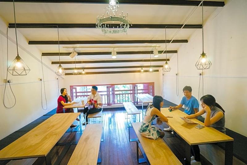 Capsulehotel Draper Startup House For Entrepreneurs *